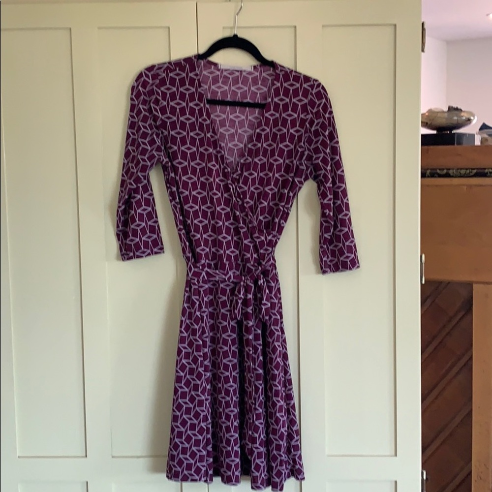 Purple print 3/4 length sleeve knit dress